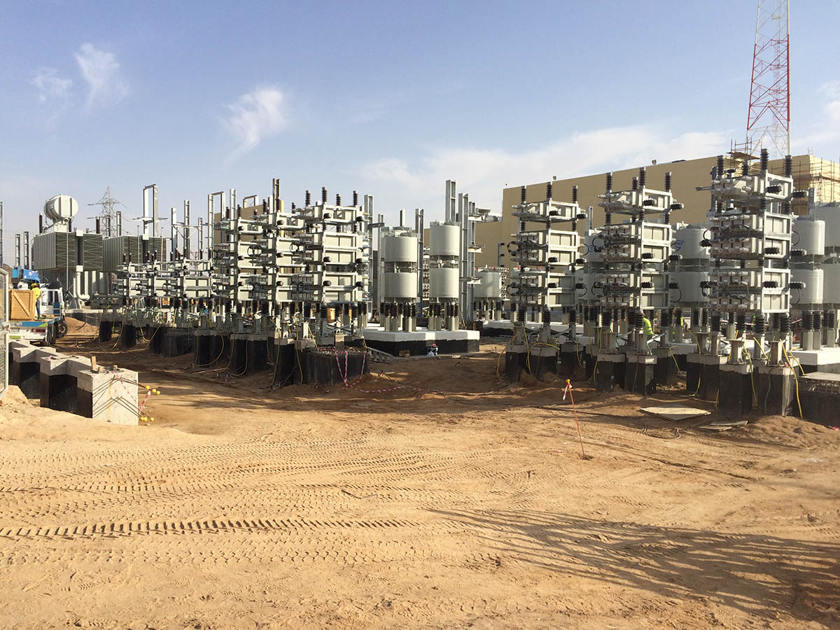 CAPACITORS AND REACTORS INSTALLATION