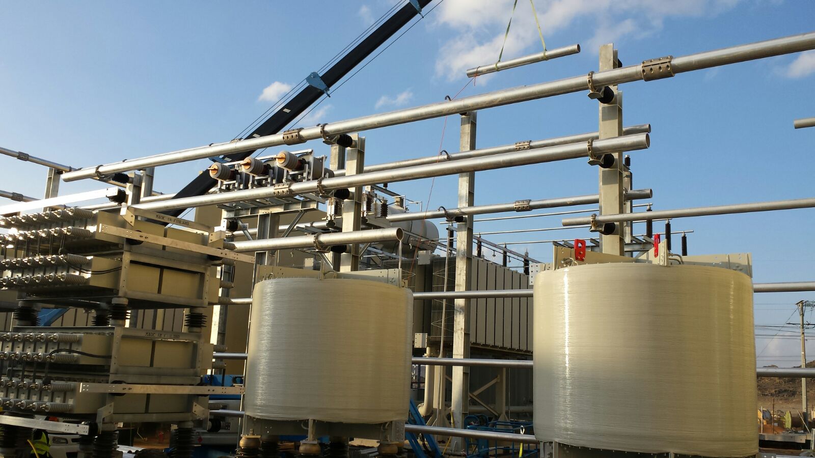 CAPACITORS AND REACTORS INSTALLATION